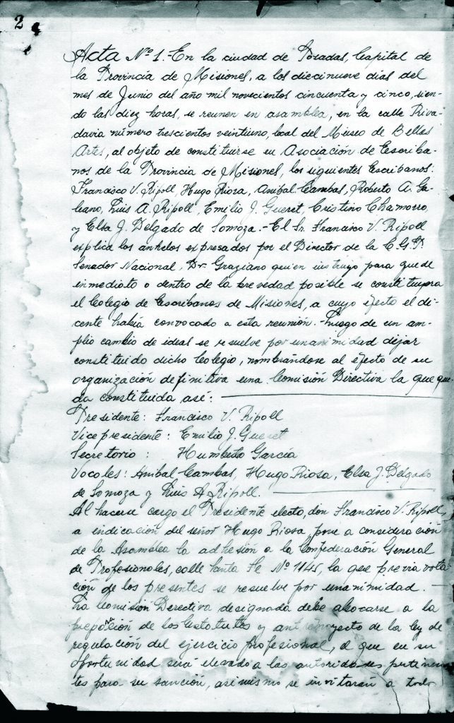 PRIMER.ACTA_.COLEGIO.NOTARIAL.I-643x1024